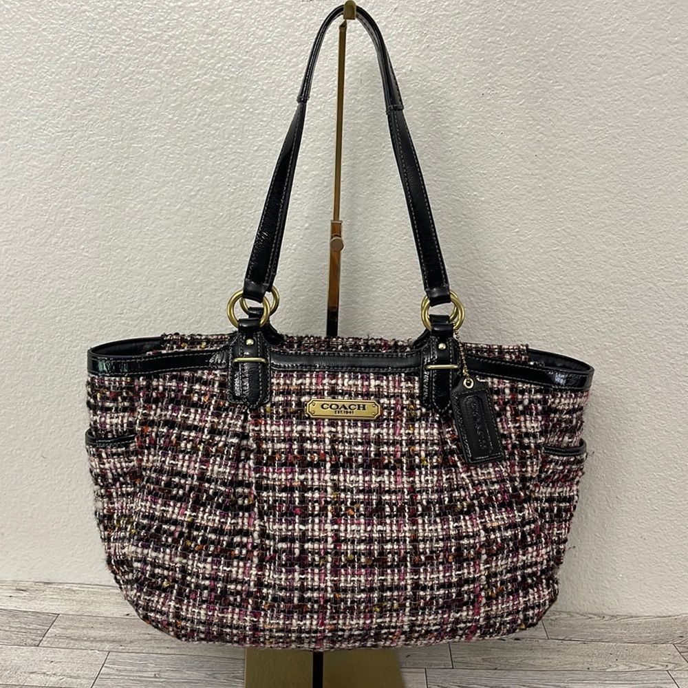 Vintage y2k Coach Tweed with Patent Leather Trim Shoulder Bag